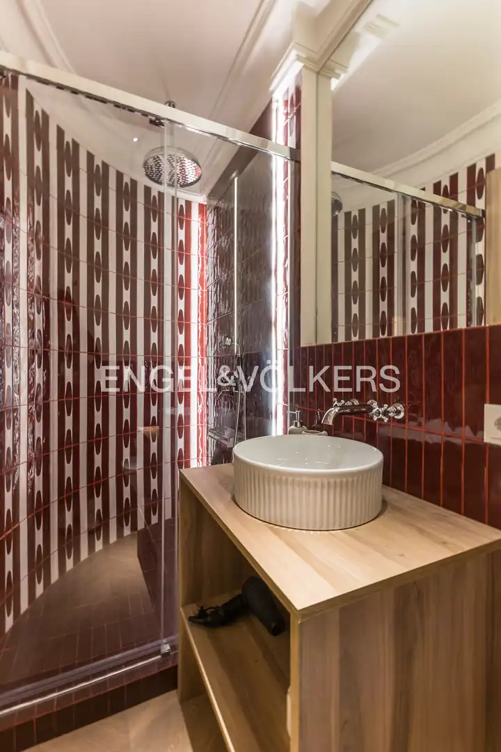 Baño de Apartamento de alquiler en Rivas-Vaciamadrid con Aire acondicionado, Calefacción y Amueblado