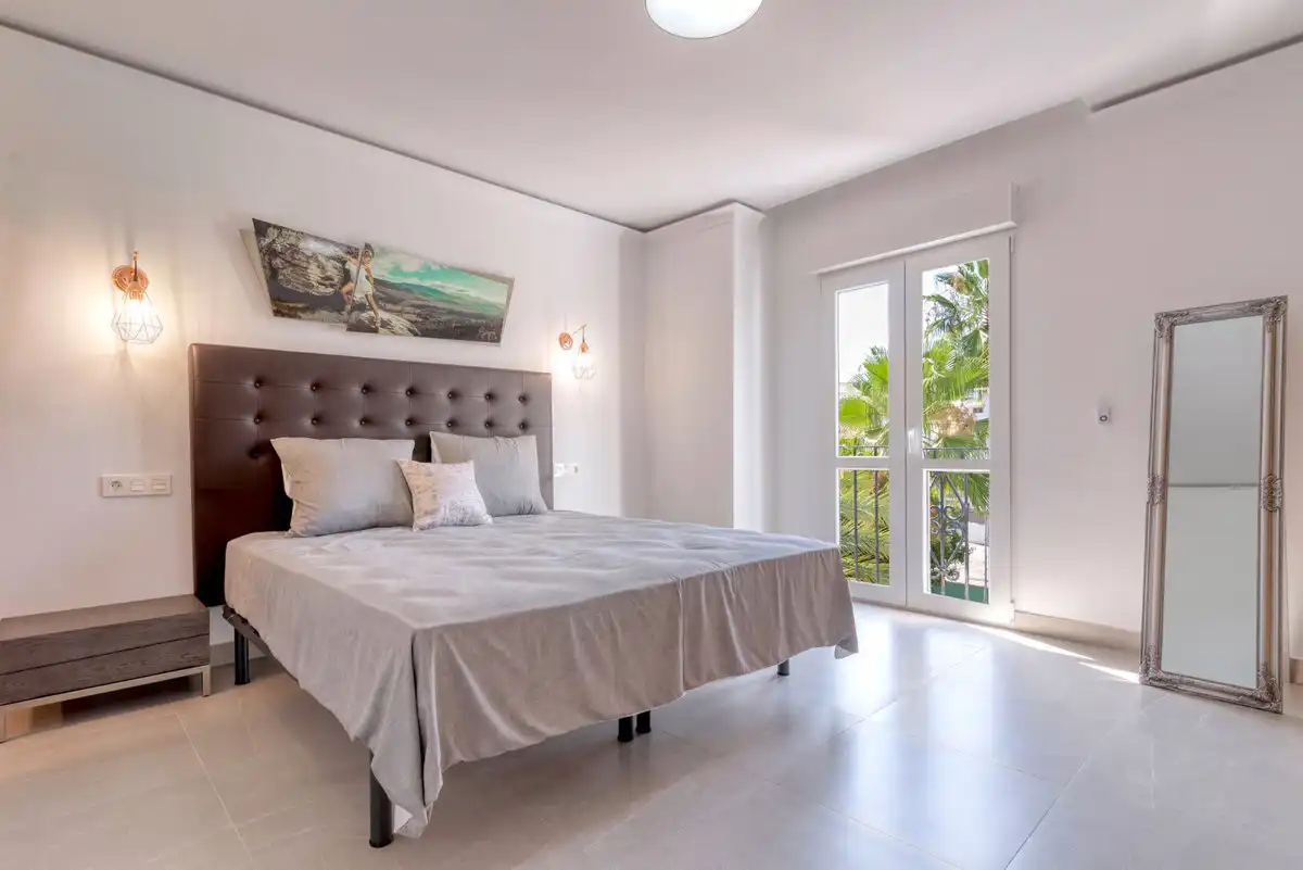 Wohnung mit Aufzug zum Verkauf in Nueva Andalucía, imagen 6