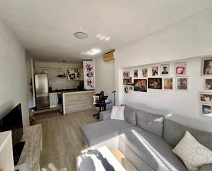 Sala d'estar de Pis en venda en Malgrat de Mar amb Calefacció, Forn i Balcó