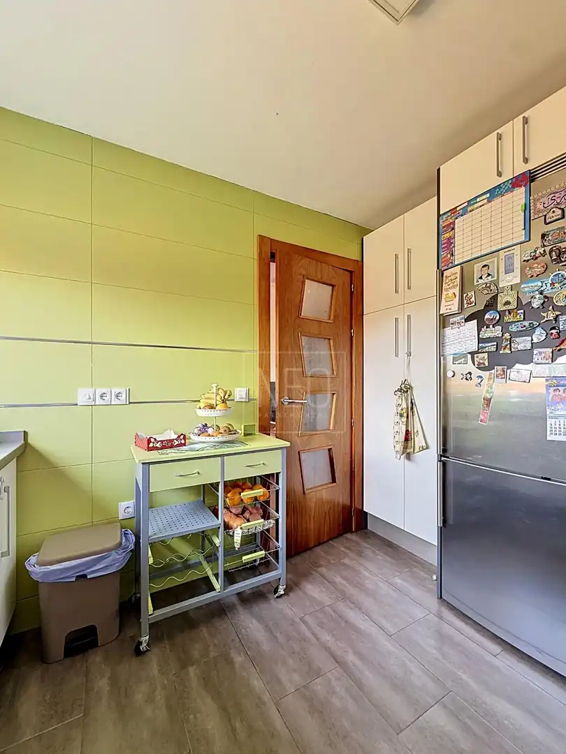 Cocina de Ático en venta en Las Gabias con Aire acondicionado, Calefacción y Terraza