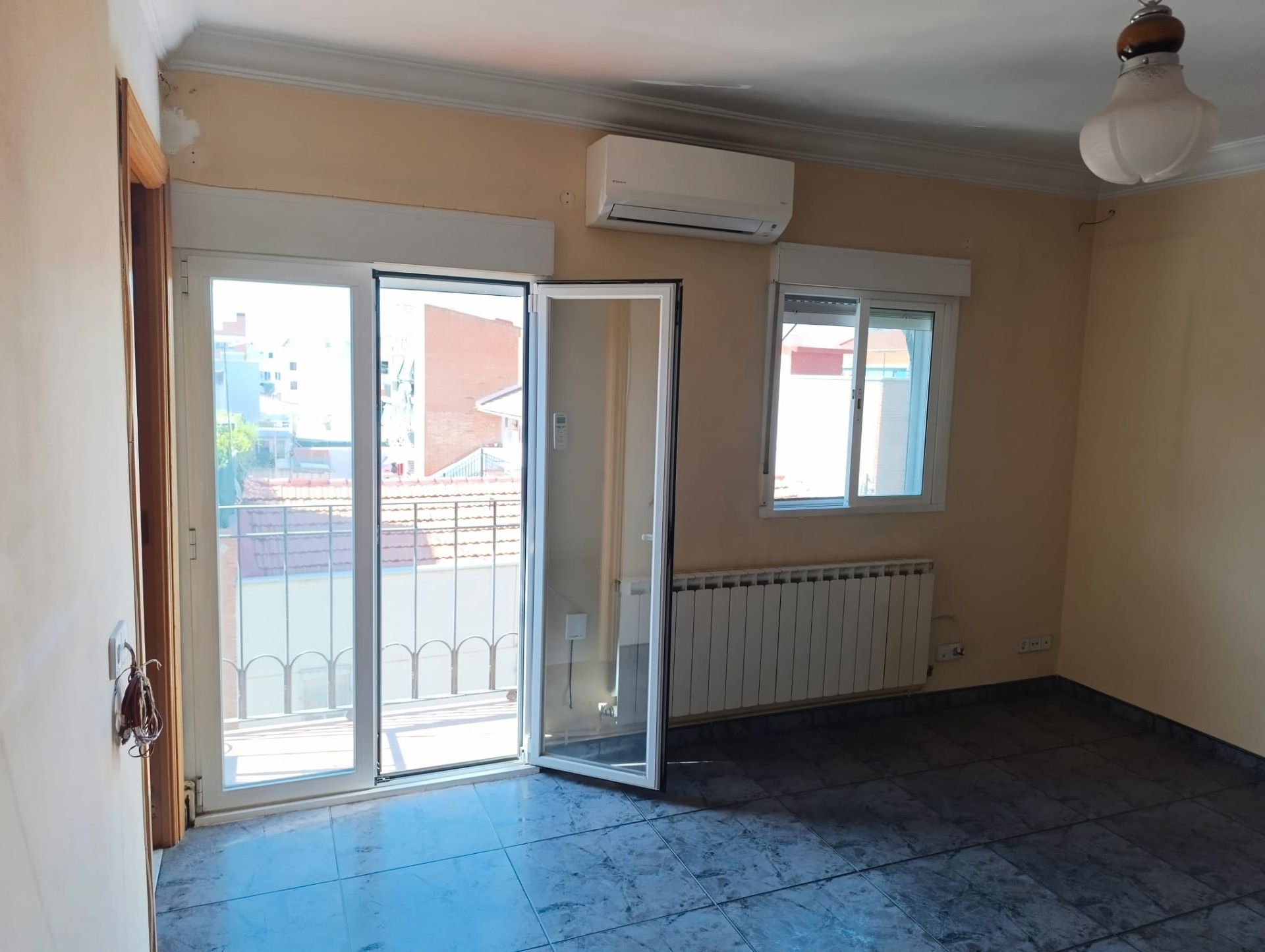 Bedroom of Flat for sale in  Madrid Capital  with Air Conditioner, Heating and Oven