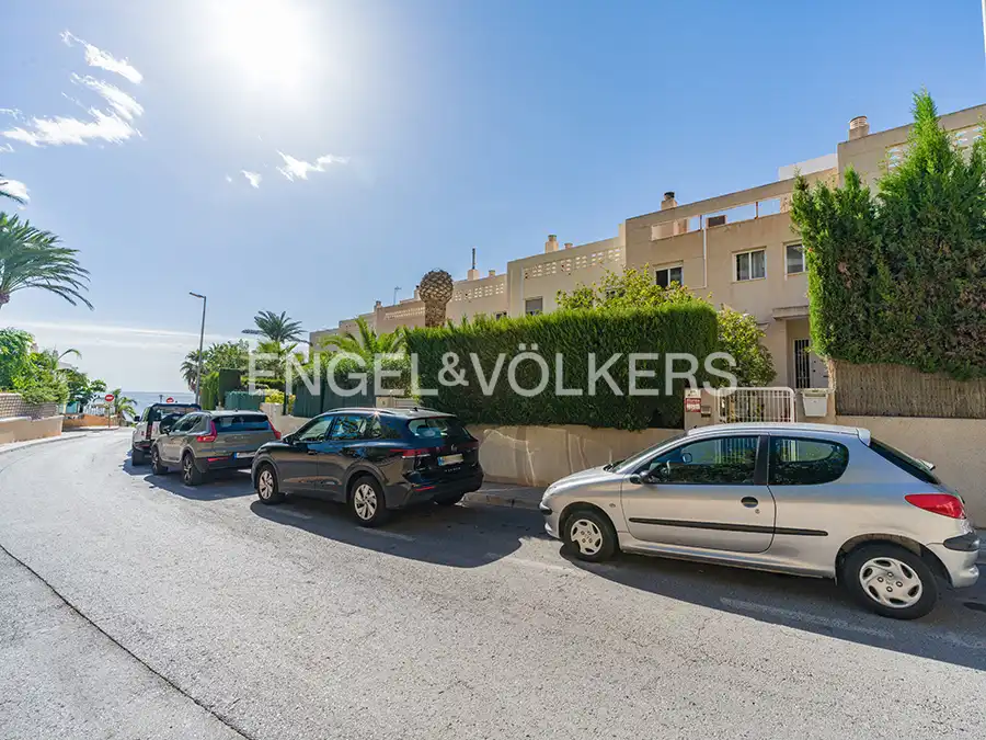 Terraced house with balcony for sale in Carrer dels Alguers 4, imagen 31