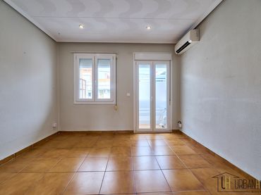 Pis amb balcó en venda a Carrer de Ramon Llin