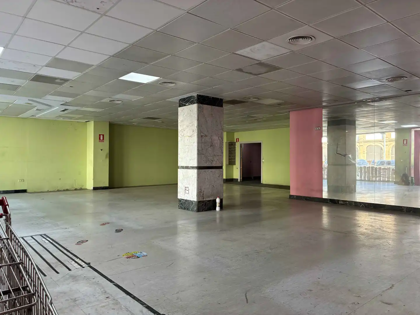 Geschaftsraum zur Miete in Avenida de Ramón y Cajal, 43, Ciudad Jardín