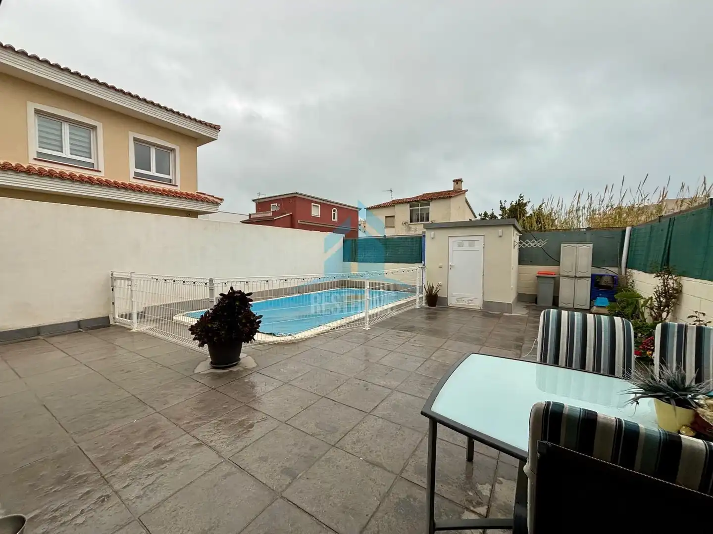 Piscina de Casa adosada en venda en Daimús amb Aire condicionat, Calefacció i Jardí privat