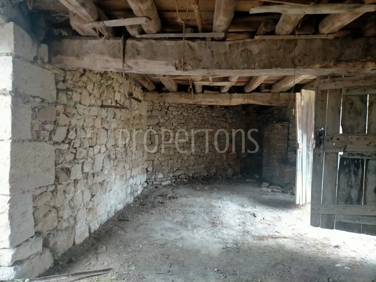 Casa adosada en venda en Valdegovia / Gaubea