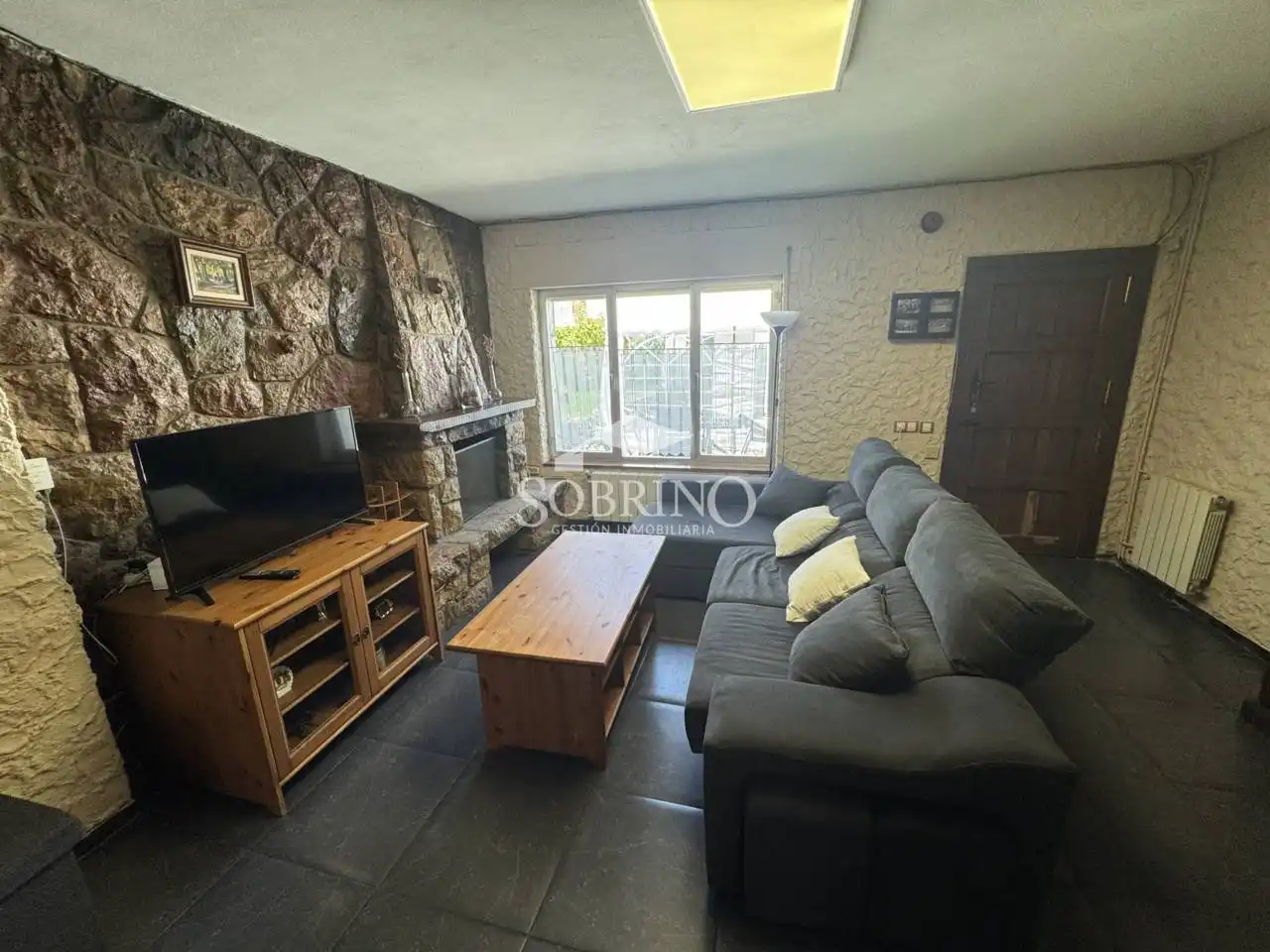 Sala d'estar de Casa o xalet en venda en Llanes amb Calefacció i Jardí privat