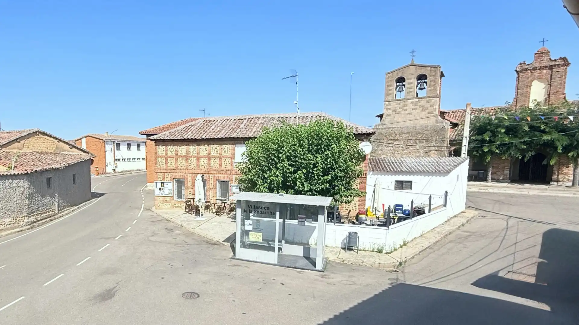 Vista exterior de Casa o xalet en venda en Valdefresno amb Calefacció, Jardí privat i Traster