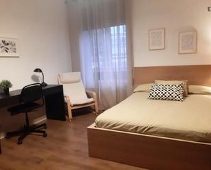 Bedroom of Apartment to share in  Madrid Capital  with Furnished, Oven and Washing machine