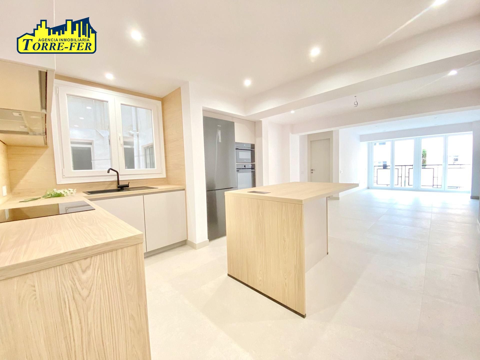 Kitchen of Flat for sale in  Almería Capital  with Air Conditioner and Heating