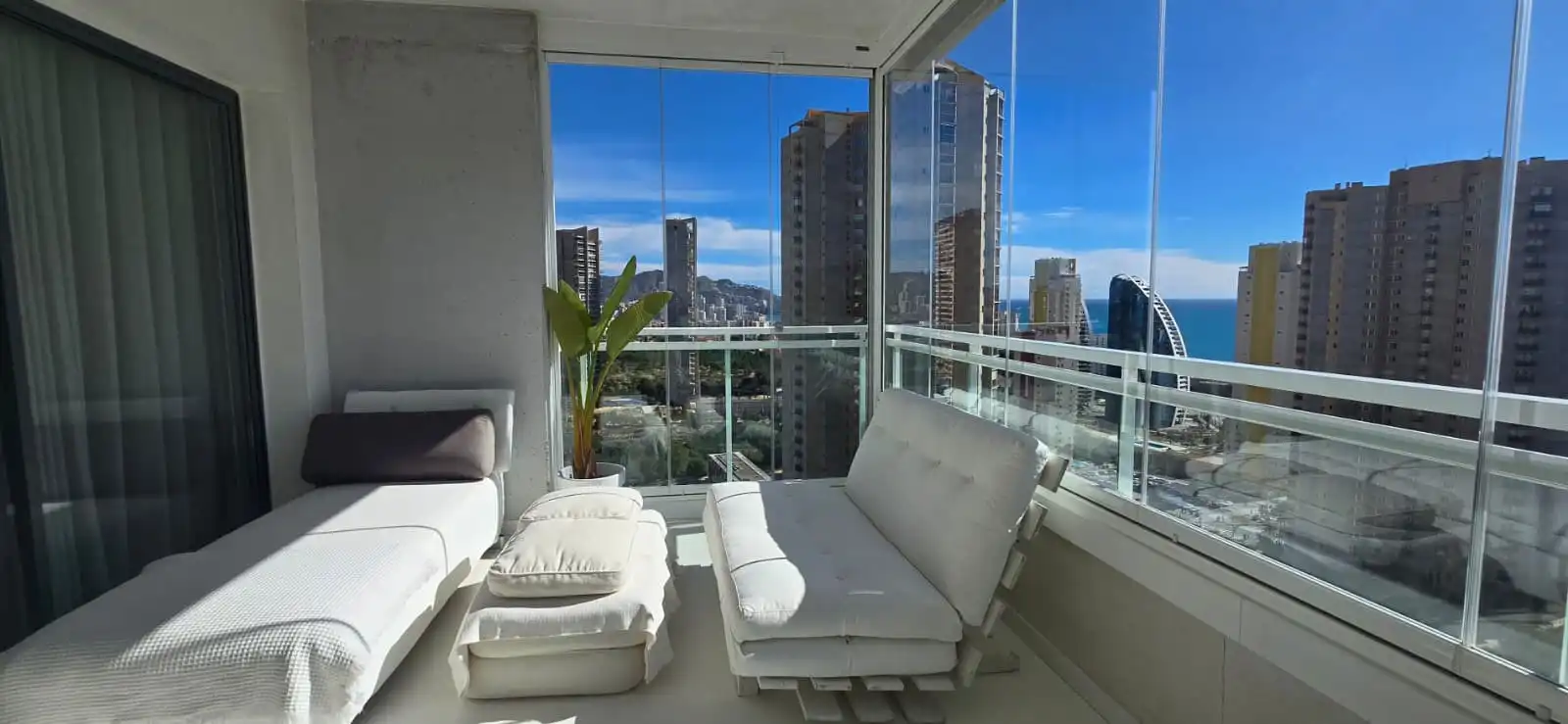 Piso con piscina en venta en Via Parque, imagen 4