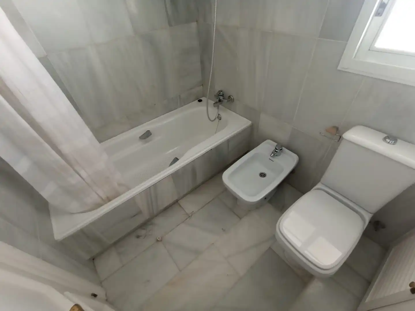 Baño de Casa o chalet en venta en Estepona con Calefacción, Terraza y Trastero