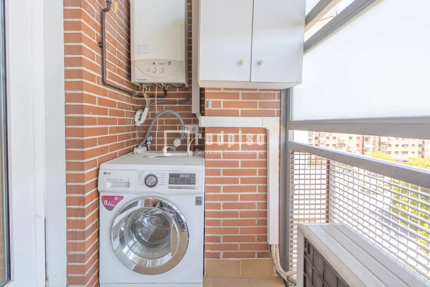 Balcony of Flat for sale in Madrid  with Air Conditioner, Heating and Private garden