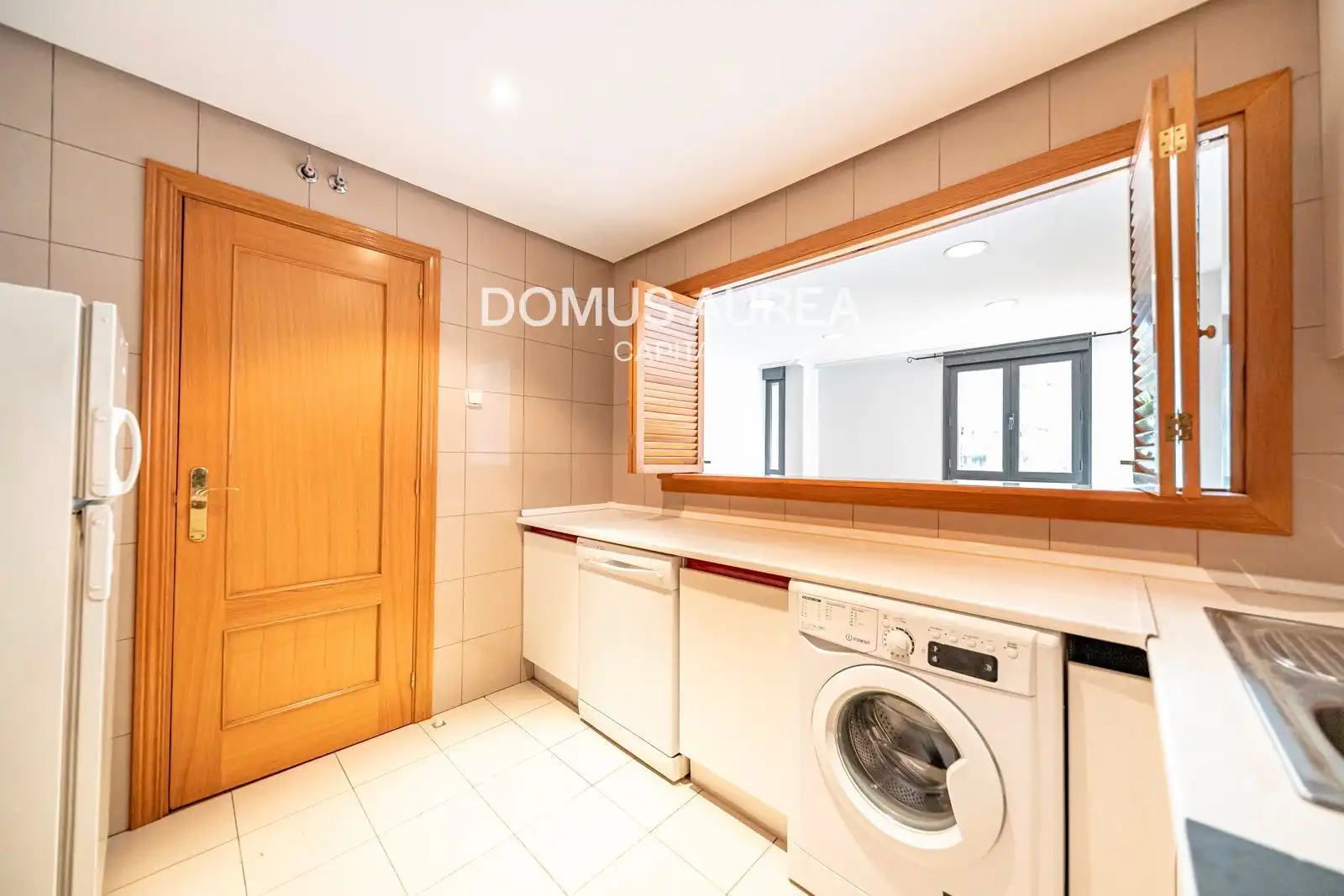 Flat for rent in Aviador Zorita, Cuatro Caminos - Azca