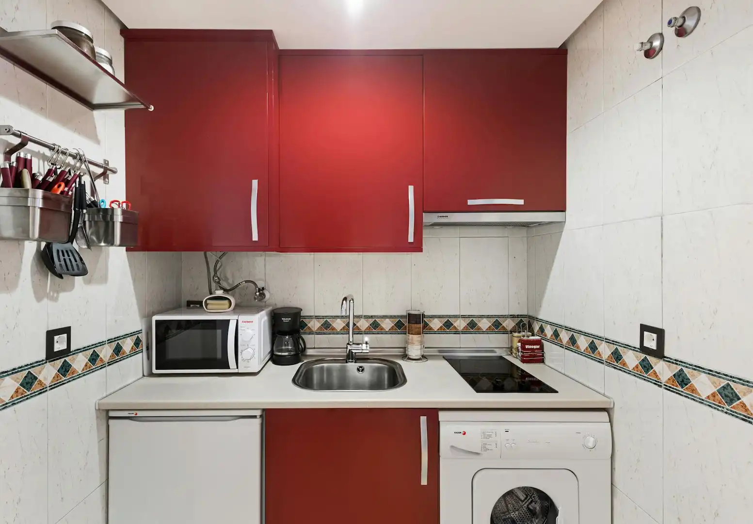 Cocina de Piso de alquiler en Madrid con Aire acondicionado, Calefacción y Jardín privado