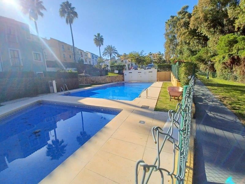 Swimming pool of Single-family semi-detached to rent in Casares  with Air Conditioner, Heating and Private garden