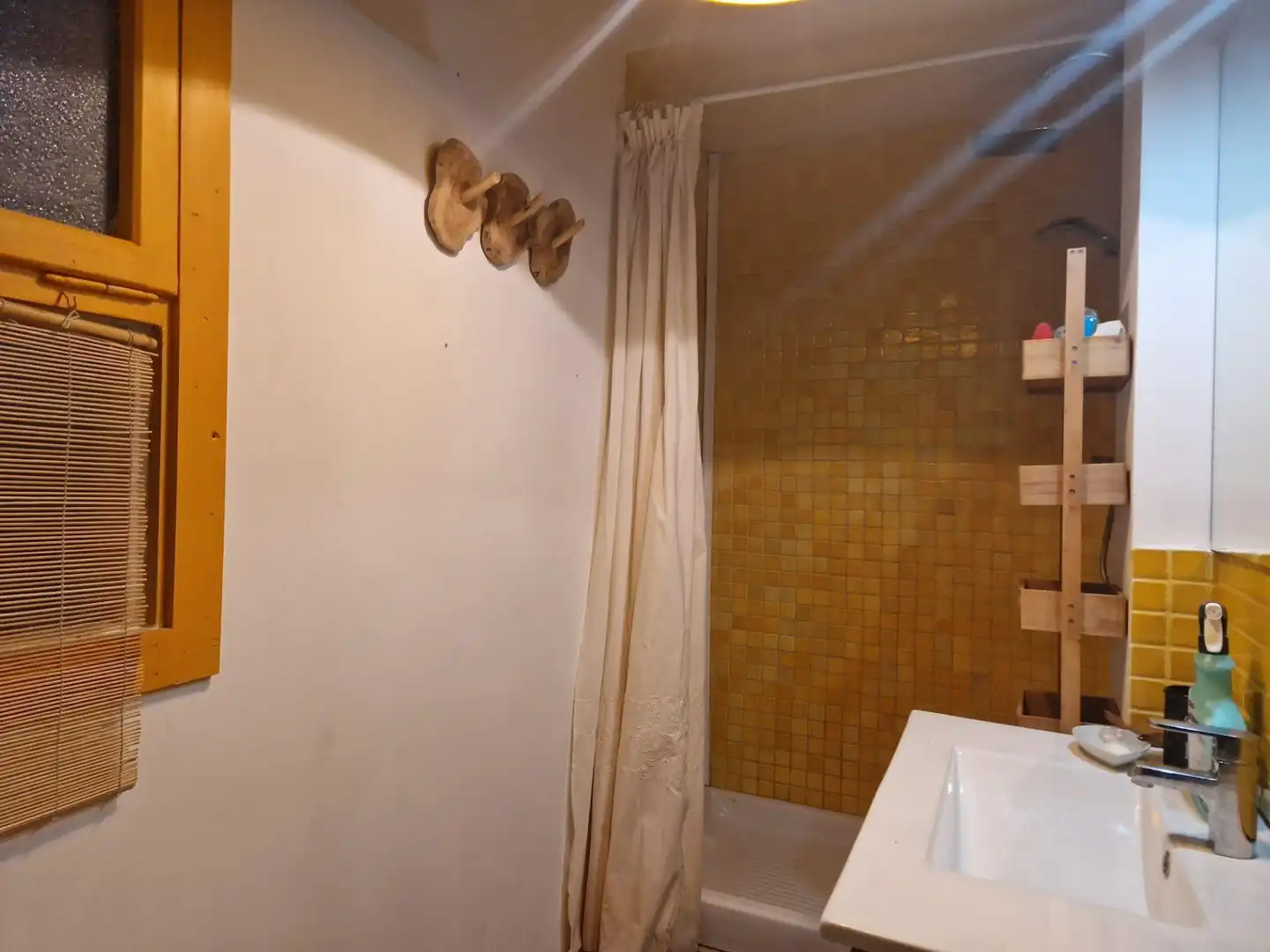 Badezimmer von Maisonette zum Verkauf in Roses mit Terrasse, Möbliert und Balkon