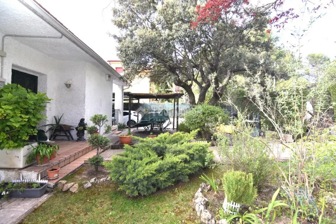 Jardín de Casa o chalet en venta en Villaviciosa de Odón con Aire acondicionado, Calefacción y Jardín privado