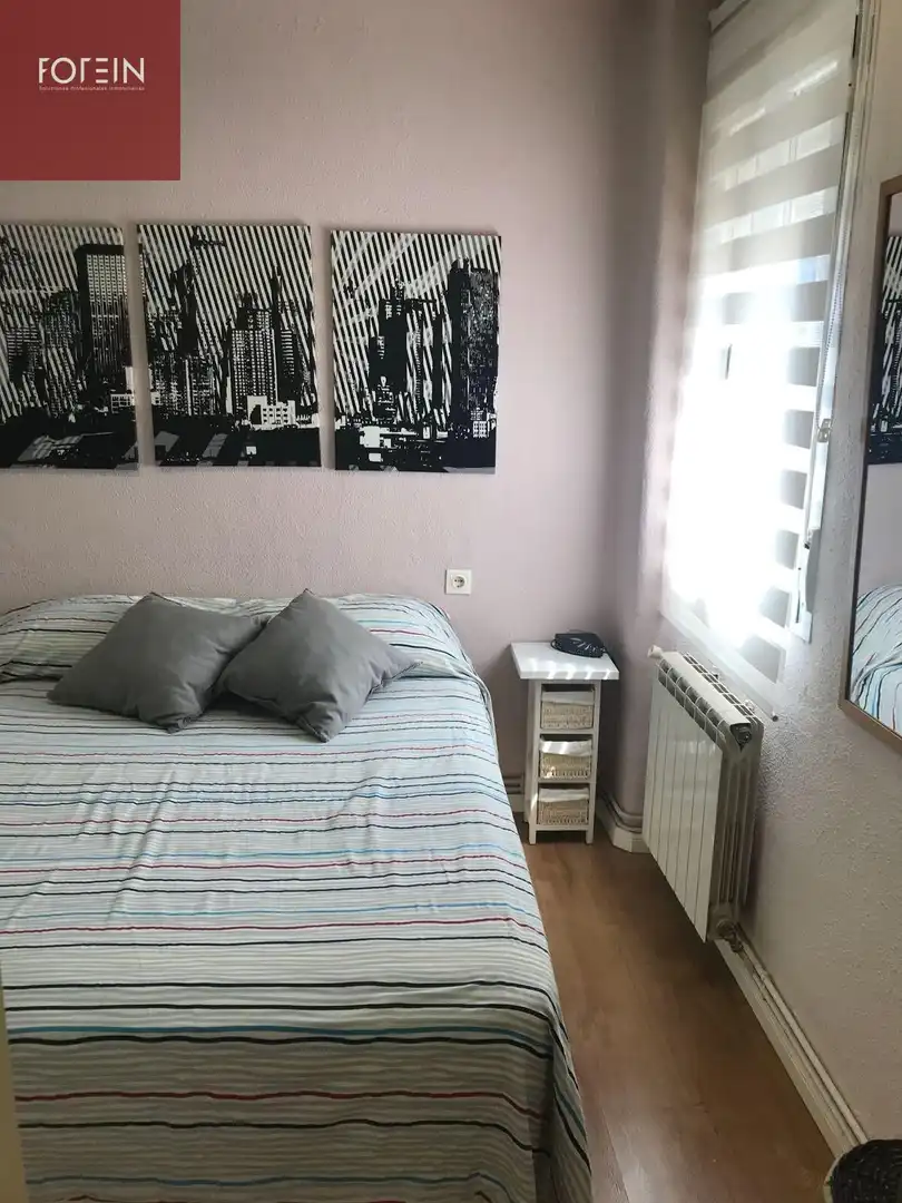 Schlafzimmer von Wohnung zur Miete in Madrid mit Heizung und Möbliert