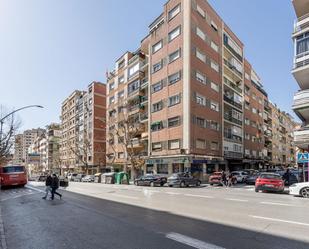 Vista exterior de Oficina en venda en  Granada Capital