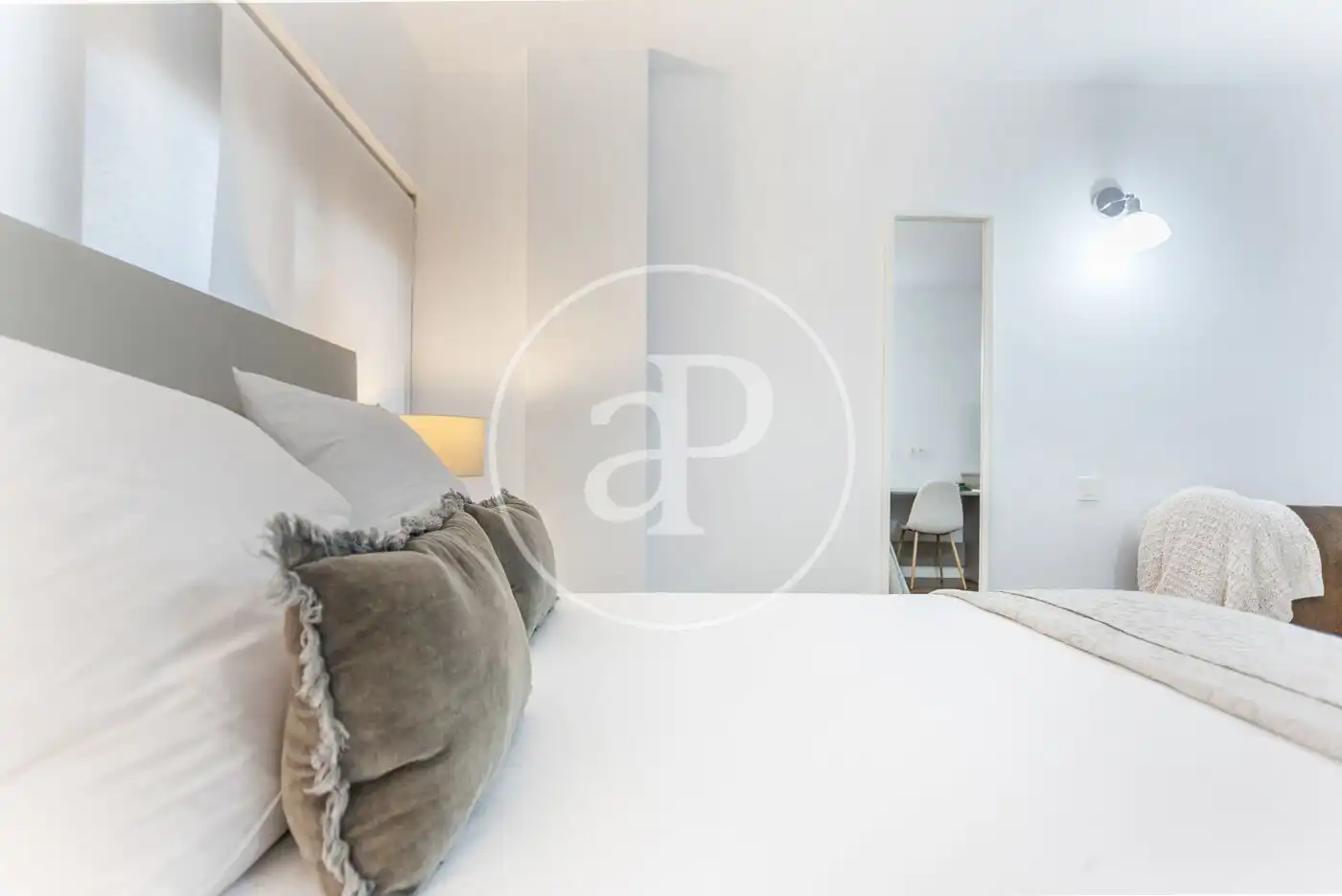 Bedroom of Flat for sale in Valencia  with Air Conditioner and Heating