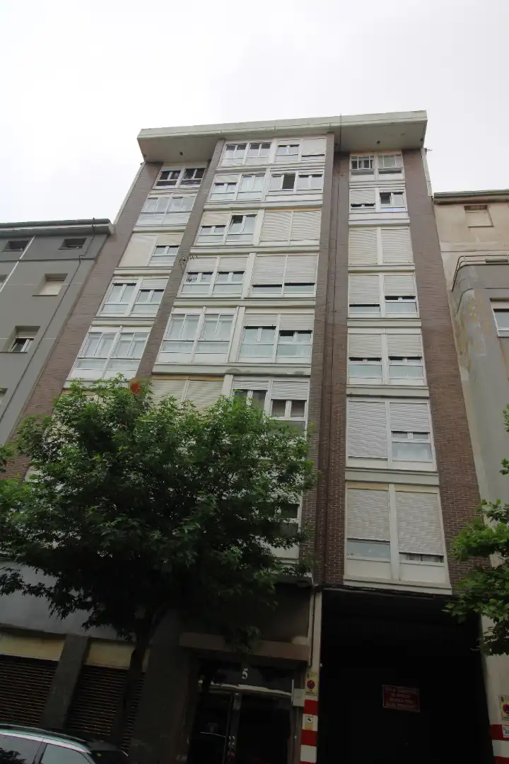 Vista exterior de Pis en venda en Santander amb Calefacció i Moblat