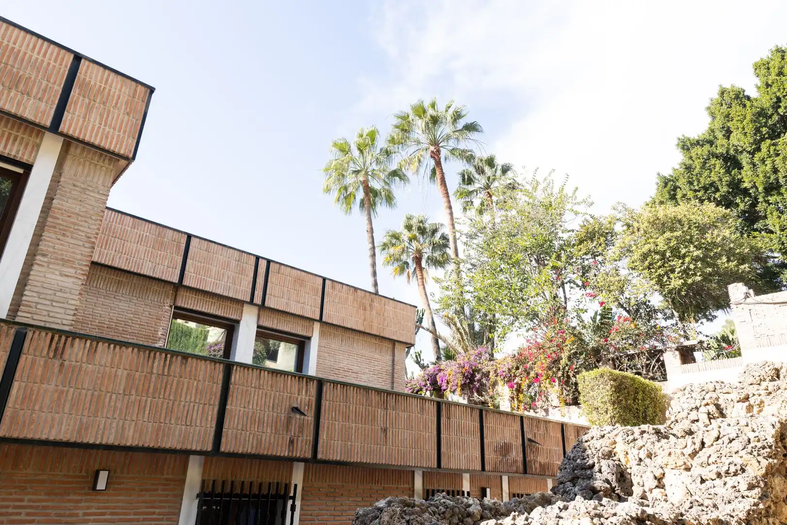 Vista exterior de Casa o xalet en venda en Málaga amb Terrassa i Balcó