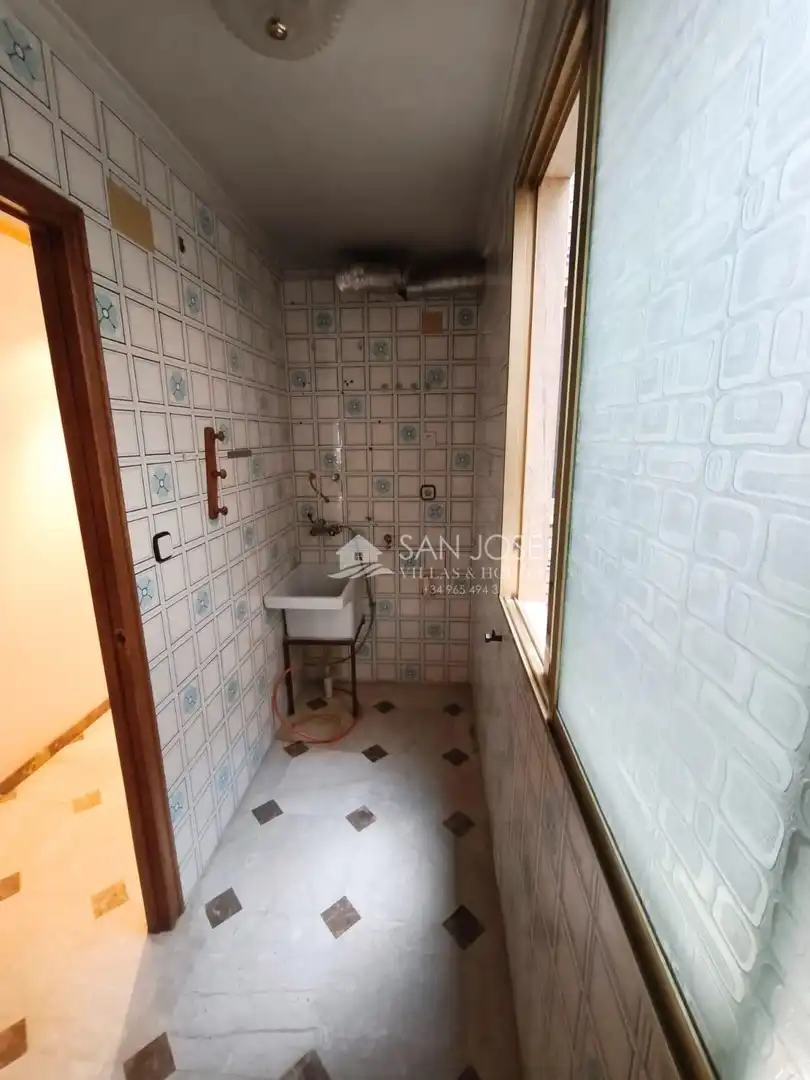 Baño de Piso en venta en Novelda con Aire acondicionado y Terraza