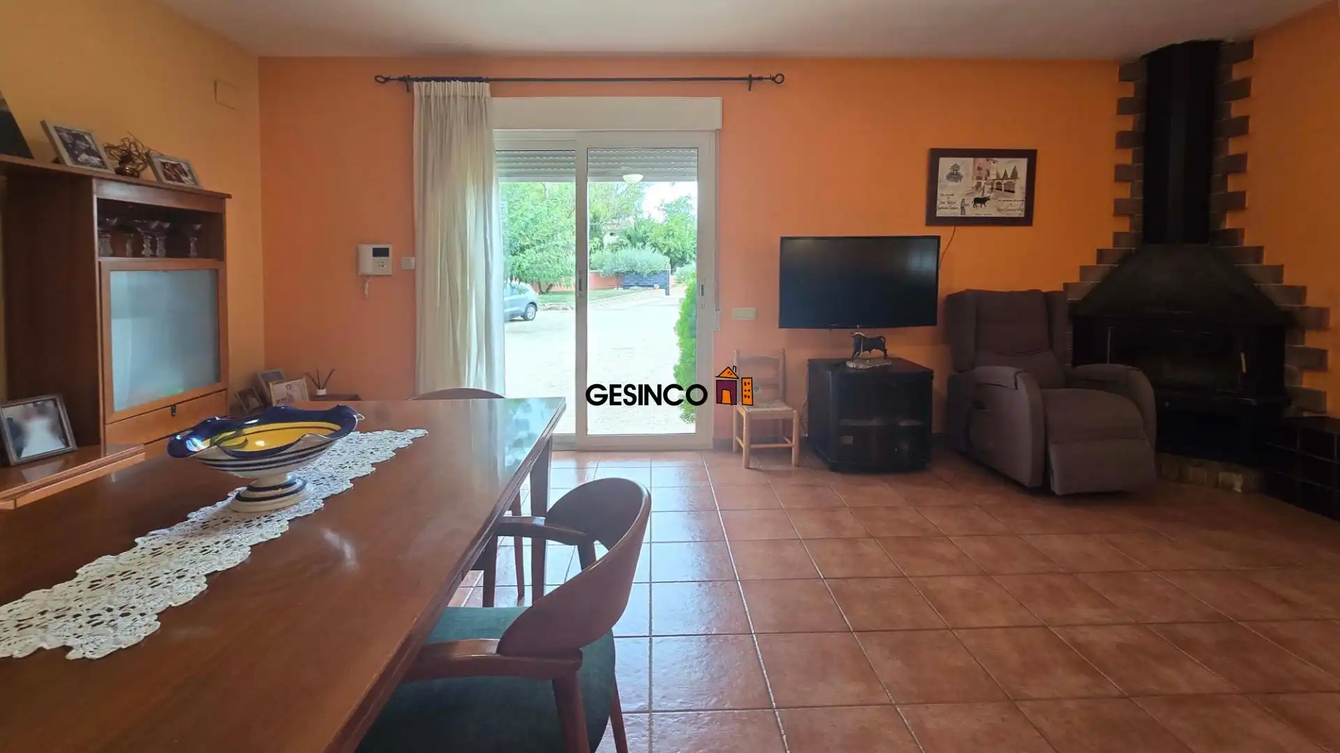 Dining room of Houses for sale in Ontinyent  with Air Conditioner, Private garden and Storage room