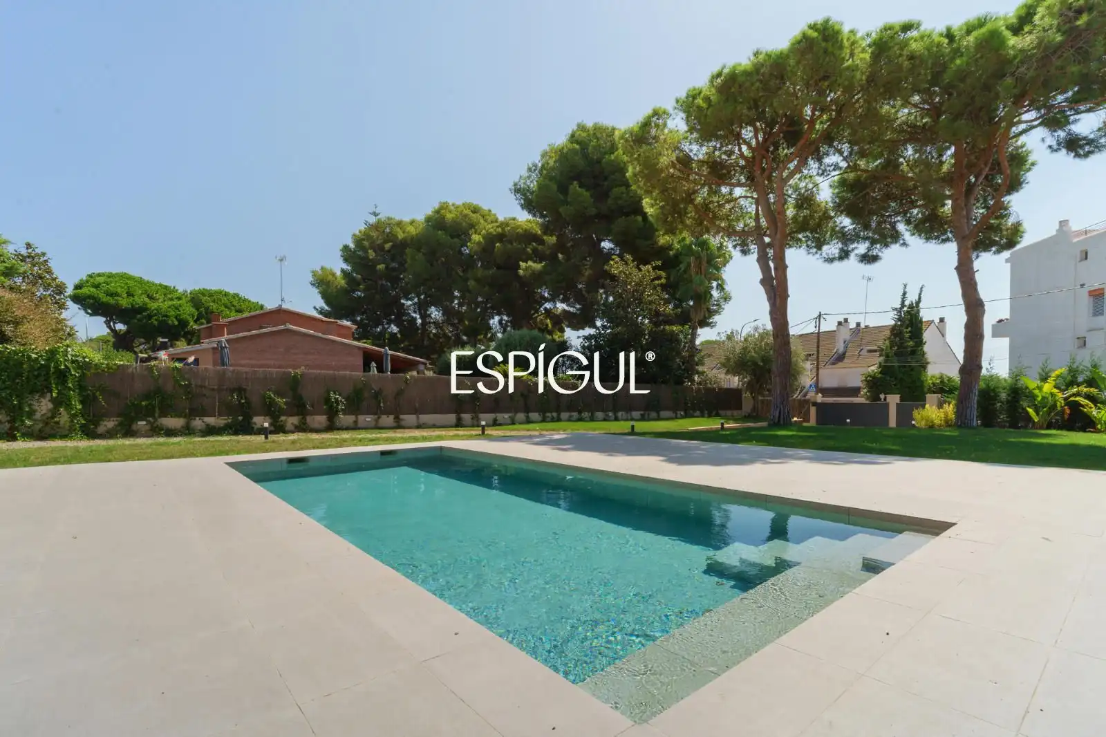 Piscina de Casa o xalet de lloguer en Sant Andreu de Llavaneres amb Aire condicionat, Calefacció i Jardí privat