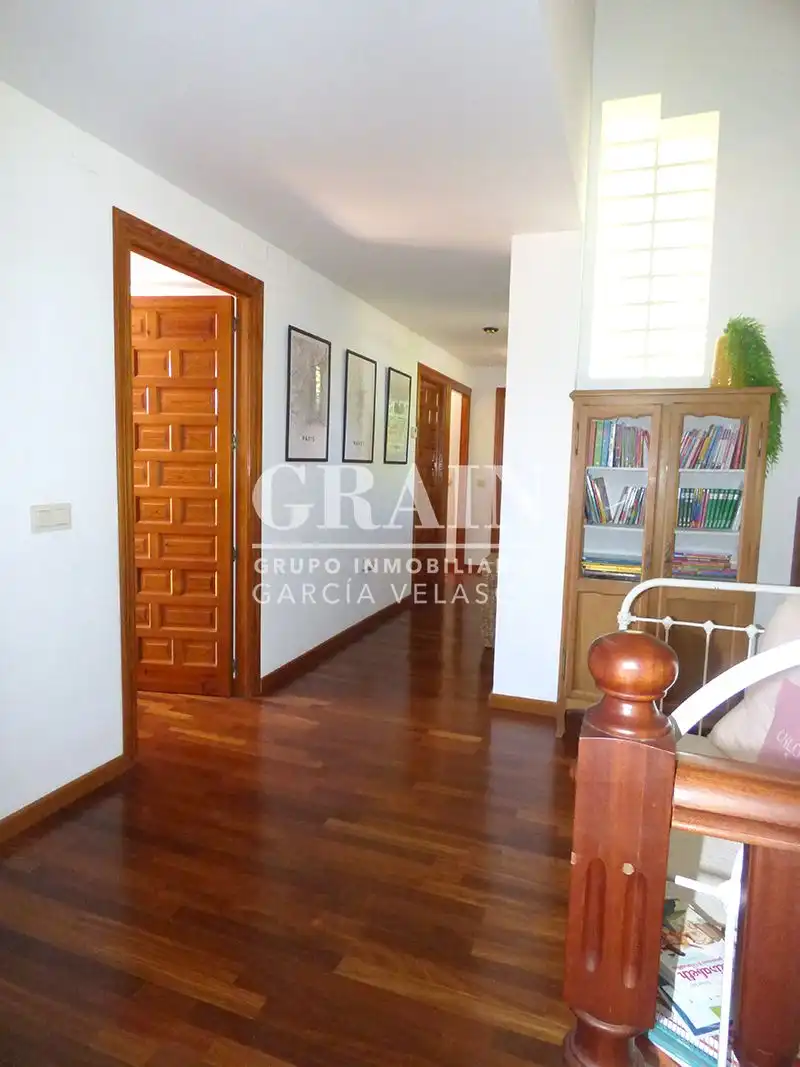 Houses for sale in Albacete  with Air Conditioner, Heating and Private garden