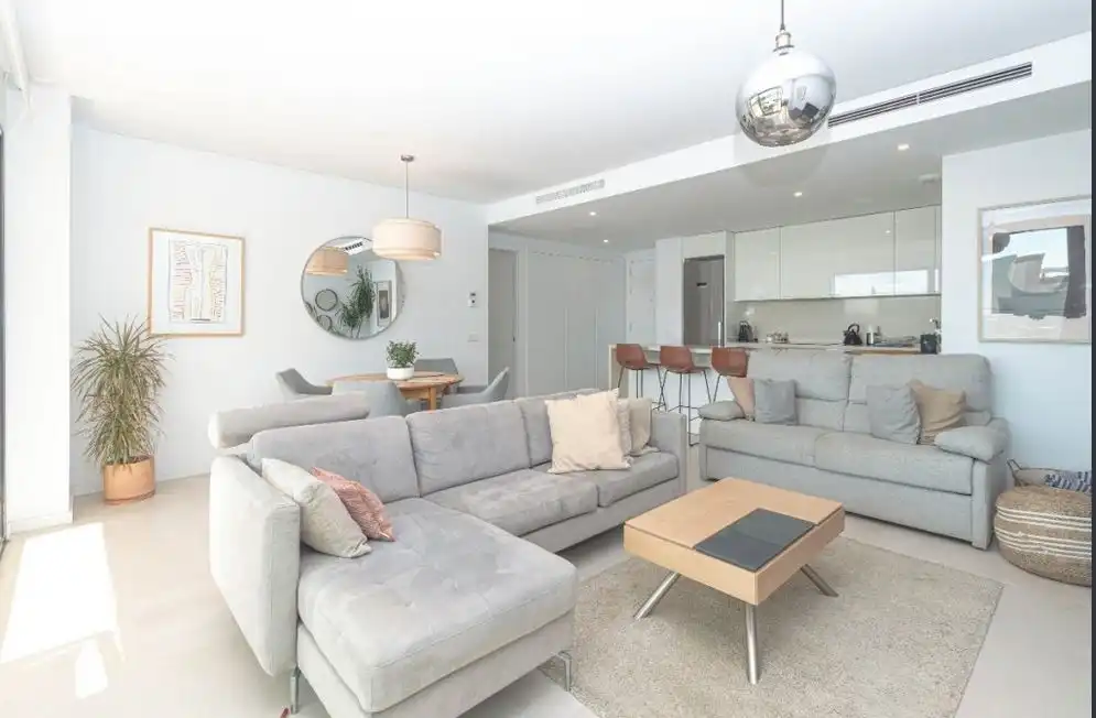 Apartament amb piscina en venda a Puerto Deportivo, imagen 5