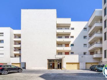 Apartament amb ascensor en venda a Passeig Marítim