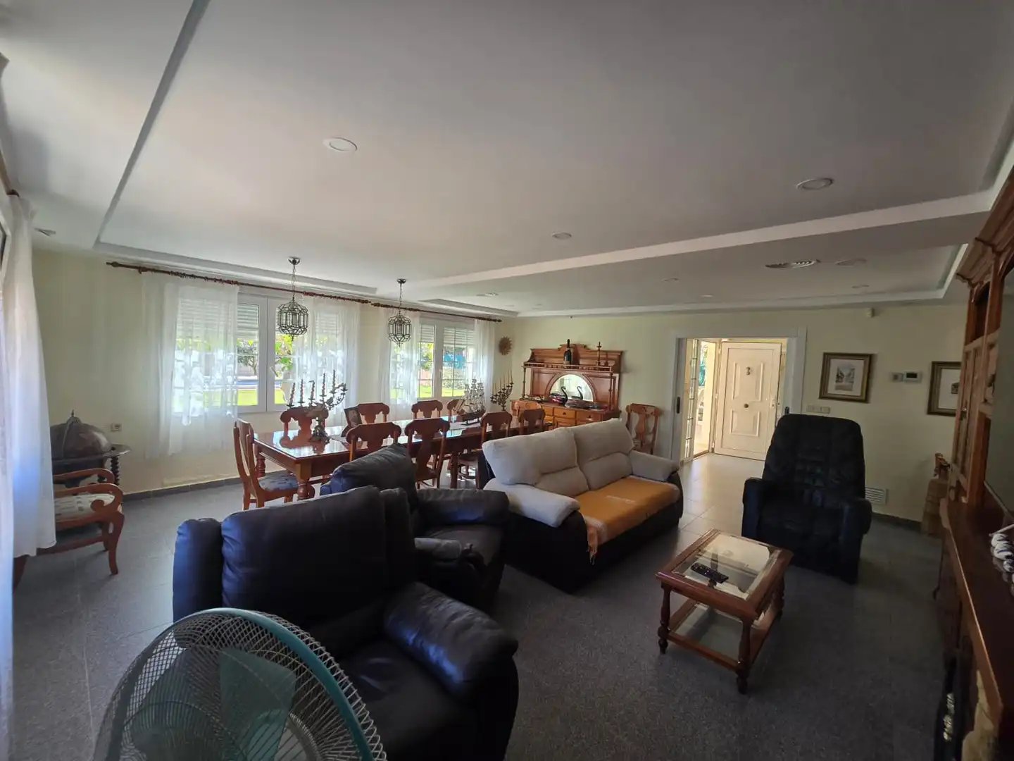 Sala d'estar de Casa o xalet en venda en Orihuela amb Aire condicionat, Calefacció i Jardí privat