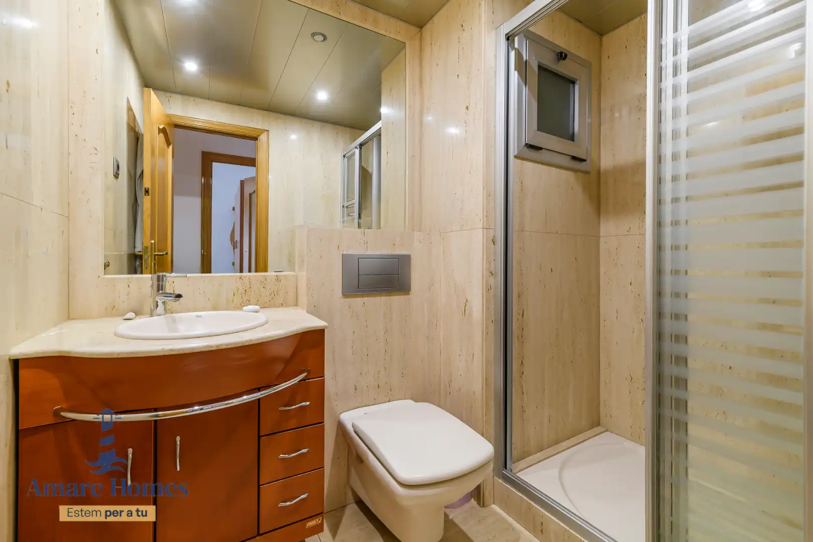 Bathroom of Flat for sale in Gavà  with Air Conditioner, Heating and Parquet flooring