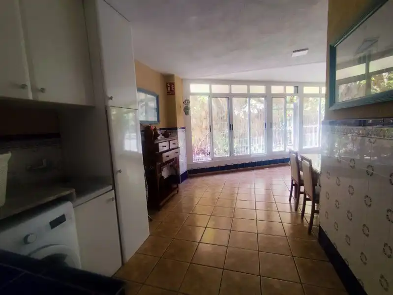 Cocina de Apartamento en venta en Cullera con Terraza, Trastero y Horno