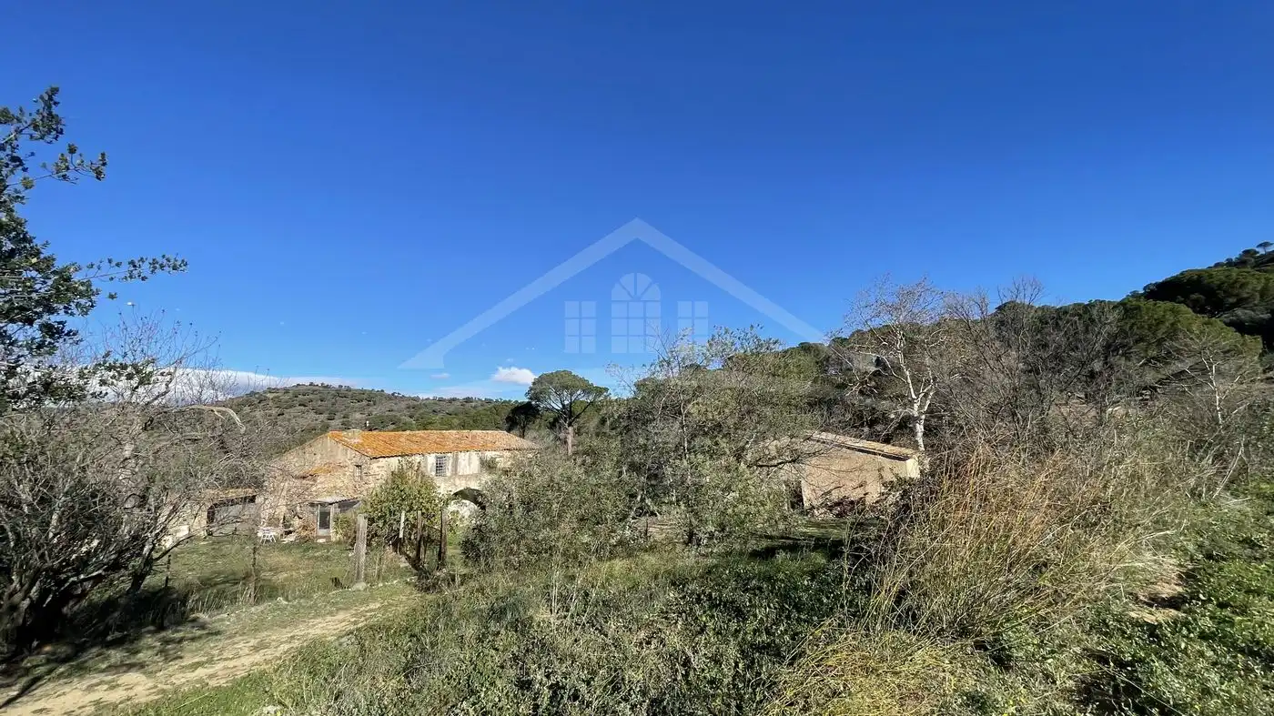 Finca rústica en venta en Vilajuïga