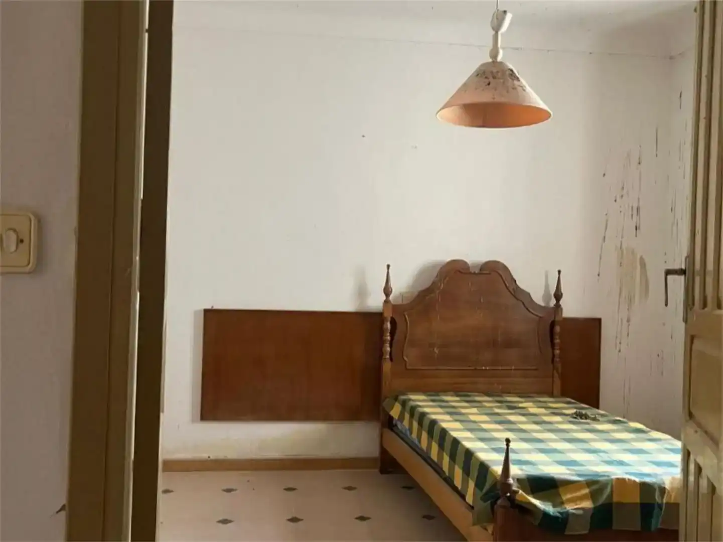 Dormitori de Casa adosada en venda en Cárcheles, Jaén