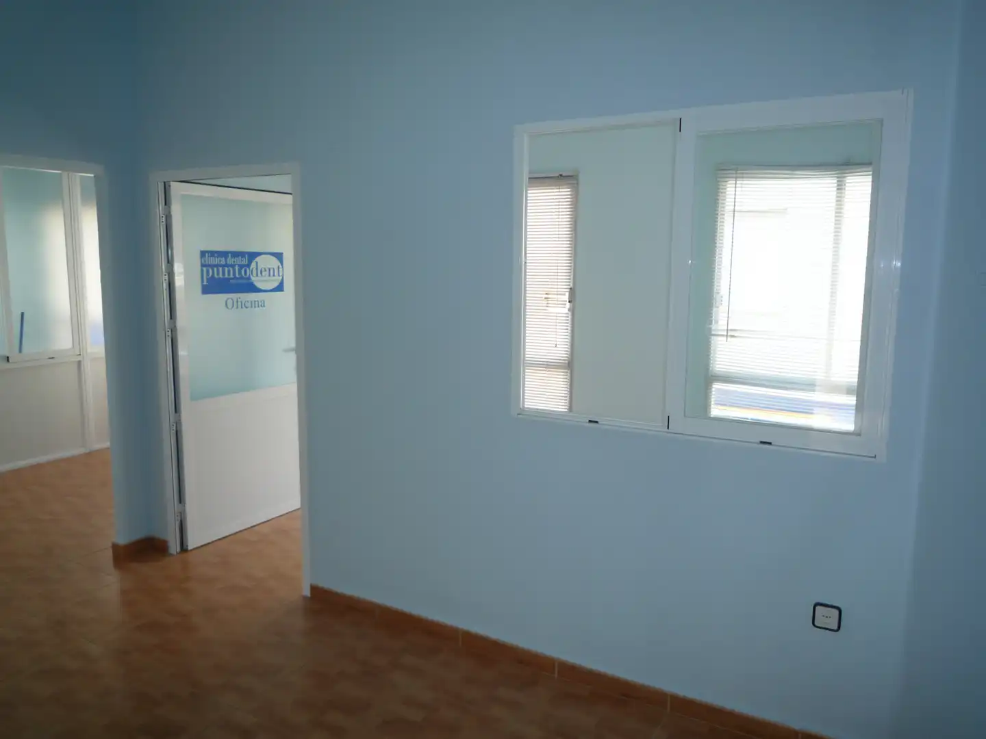 Business premises to rent in Calle Eras de San Francisco 25, imagen 2