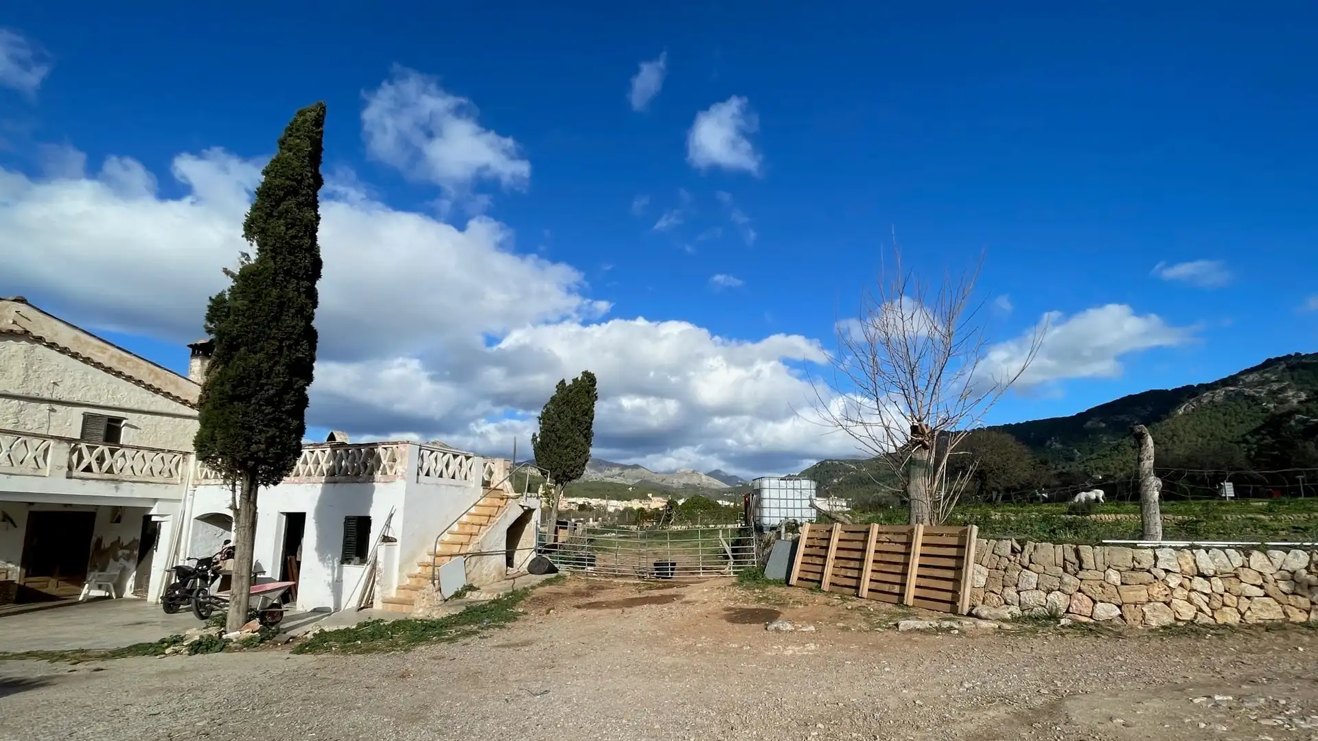 Country homes for sale in Andratx pueblo