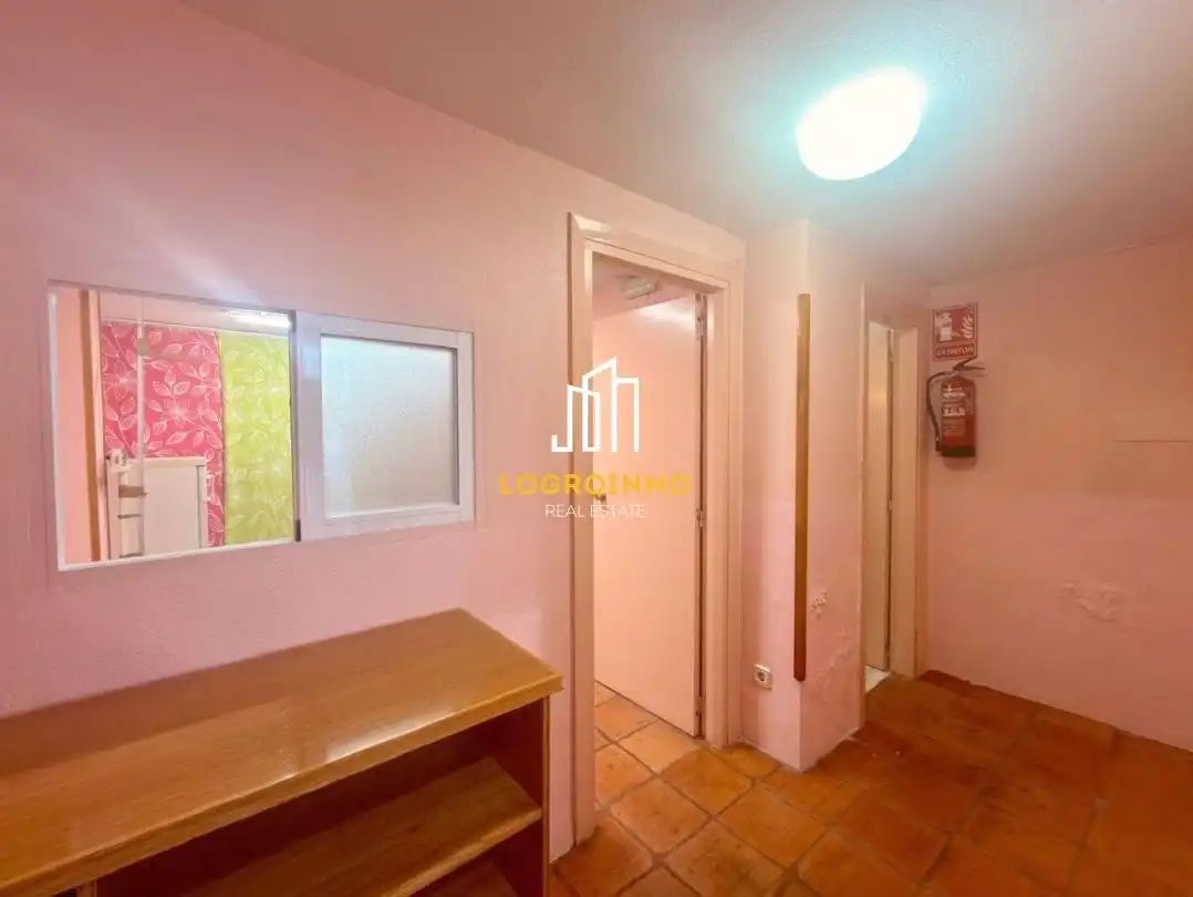 Commercial properties for sale in  Logroño  with Furnished