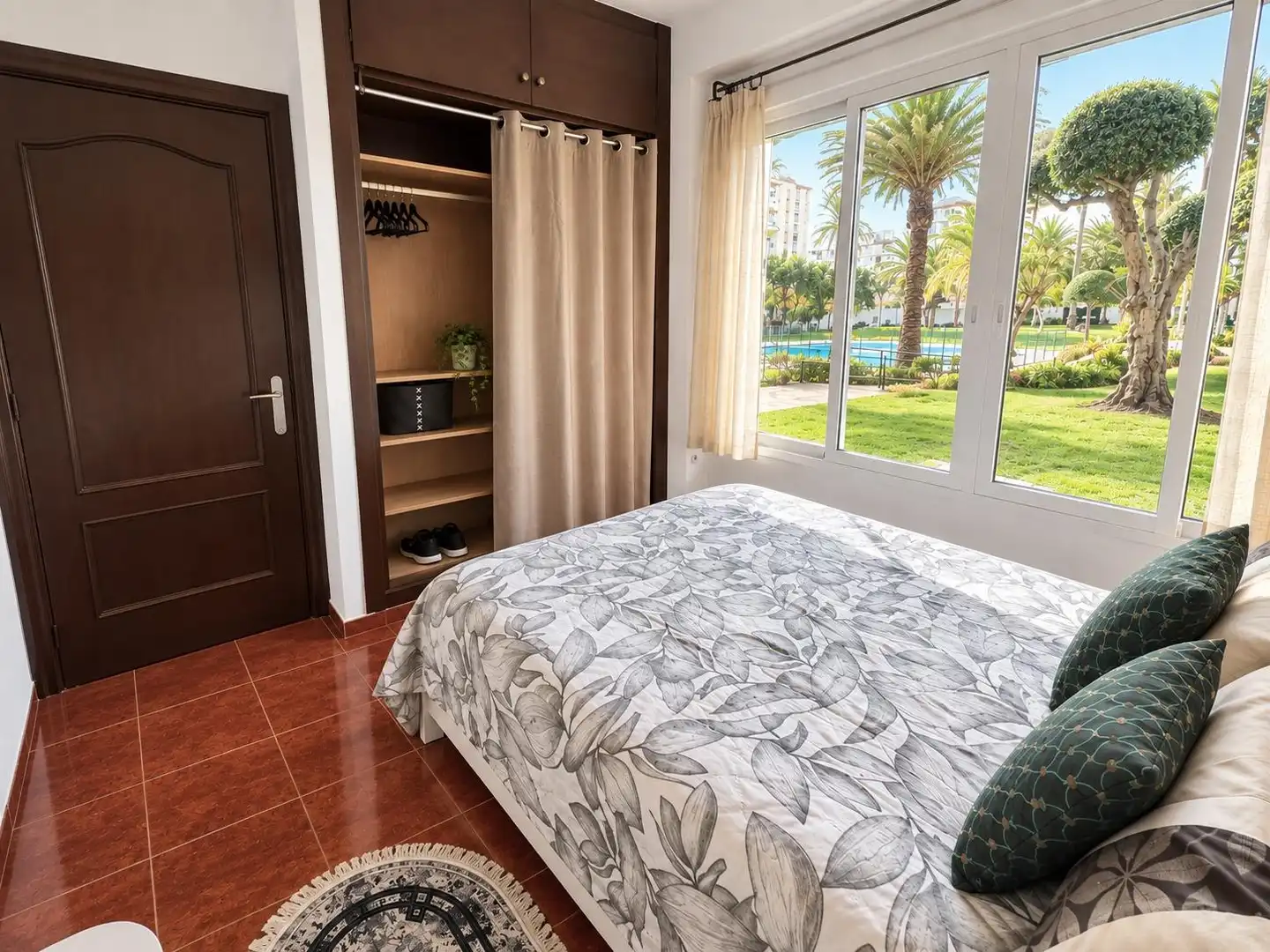 Apartment with pool for sale in Solymar, imagen 6