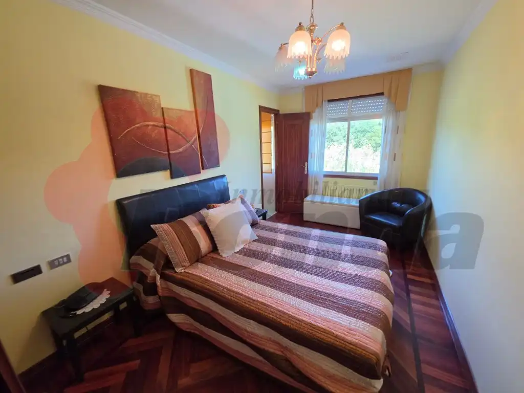 Habitación de Casa o chalet en venta en Lugo con Terraza y Amueblado