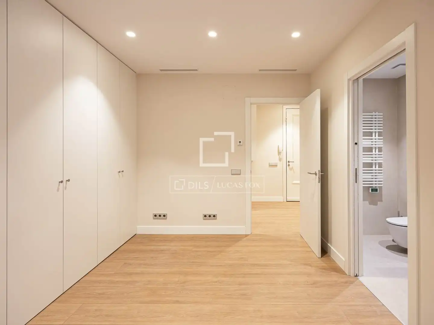 Piso en venta en Barcelona con Aire acondicionado, Parquet y Balcón