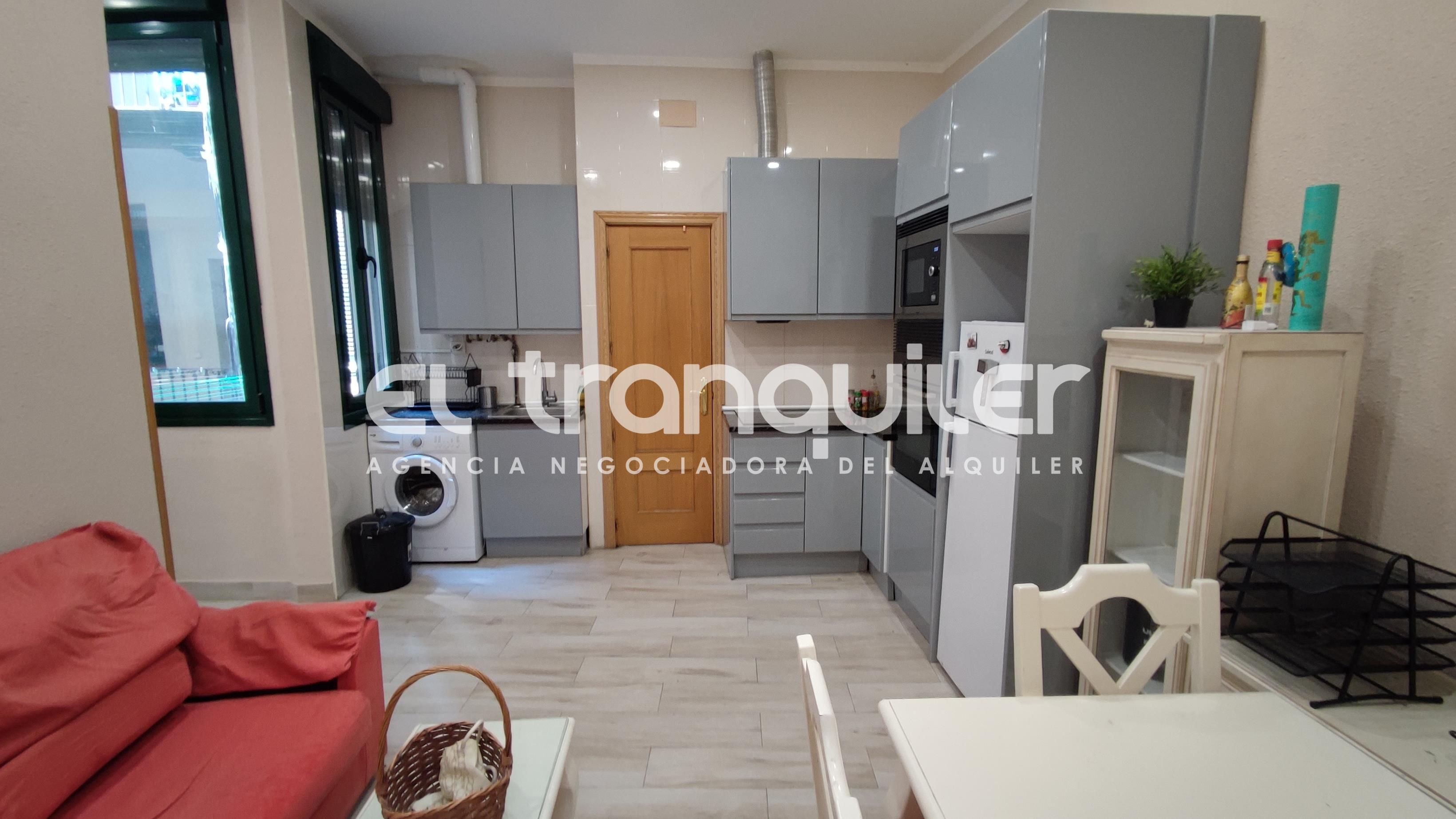 Kitchen of Flat to rent in  Madrid Capital  with Furnished and Washing machine