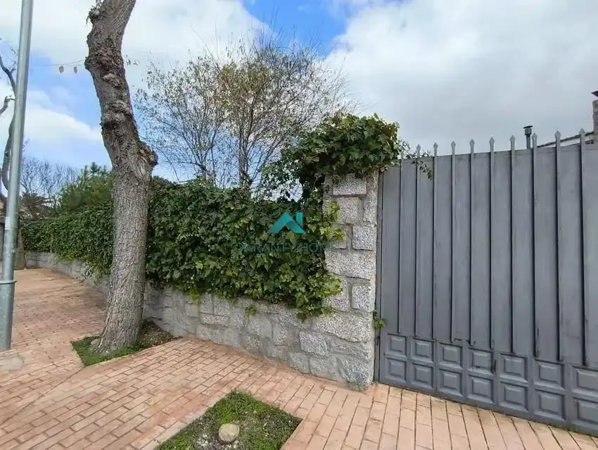 Terreny residencial en venda a Urb. Calypo, imagen 3