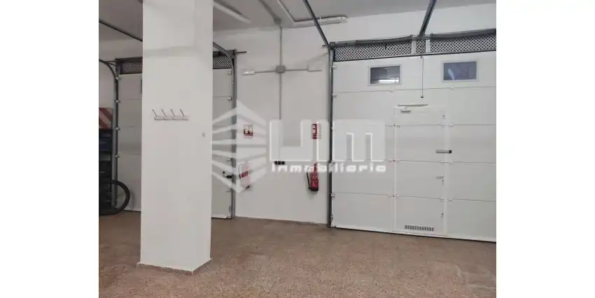 Aparcament de Local en venda en Sagunto / Sagunt amb Terrassa