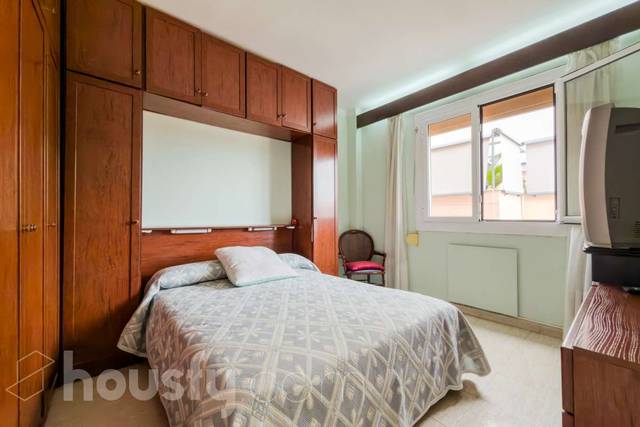 Piso en Venta en Carrer Larrard, . en La Salut