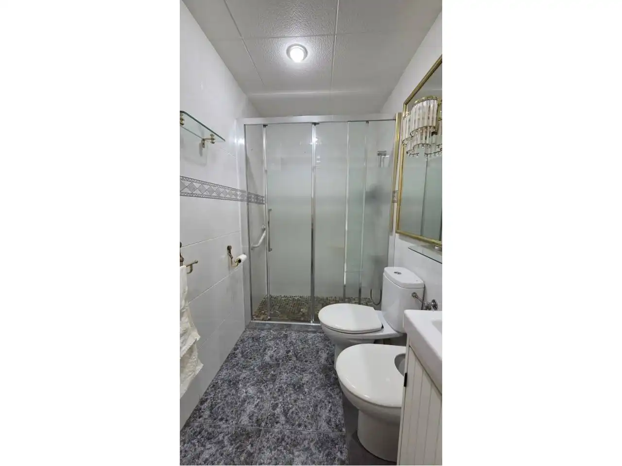 Badezimmer von Wohnung zur Miete in El Prat de Llobregat mit Klimaanlage, Heizung und Terrasse