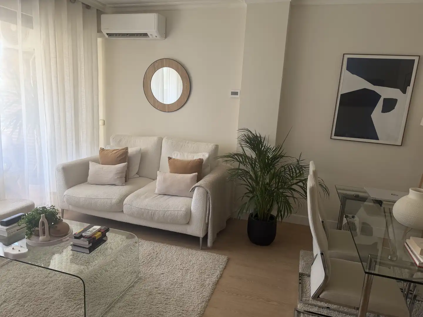 Sala de estar de Piso en venta en Las Rozas de Madrid con Aire acondicionado, Jardín privado y Parquet